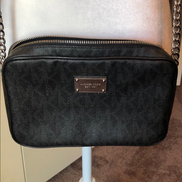 Michael Kors Handbags - Michael Kors black Cross body